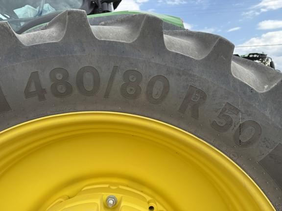 Image of John Deere 8R 340 equipment image 2
