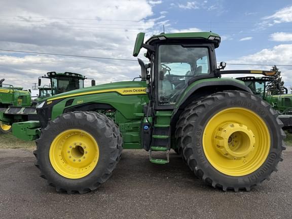 Image of John Deere 8R 340 equipment image 4