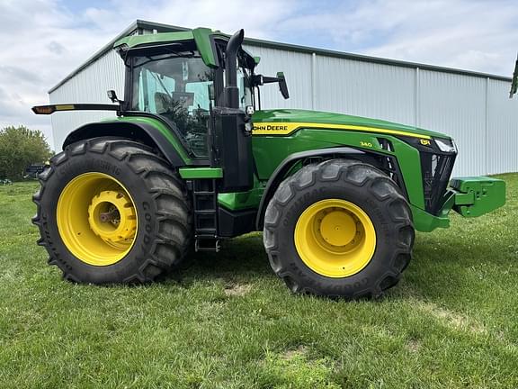 Image of John Deere 8R 340 equipment image 2