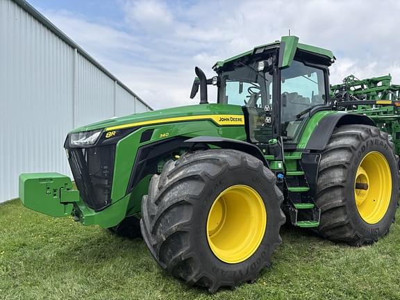 Image of John Deere 8R 340 equipment image 3