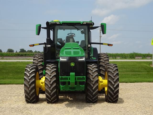 Image of John Deere 8R 340 equipment image 2