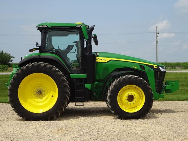 Image of John Deere 8R 340 equipment image 4