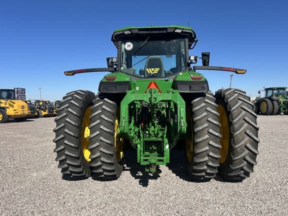 Image of John Deere 8R 340 equipment image 3