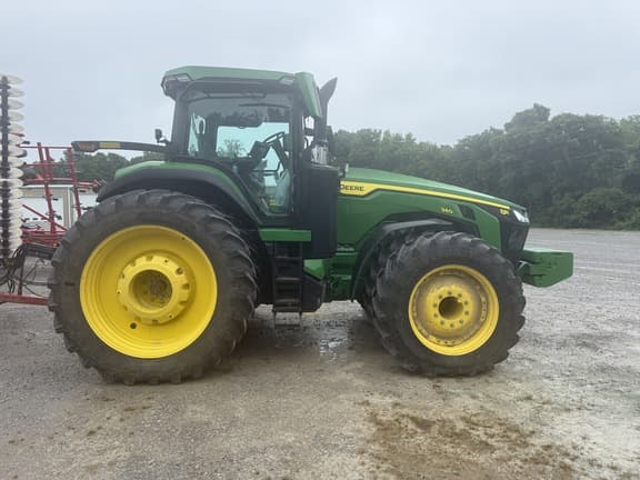 Image of John Deere 8R 340 equipment image 3
