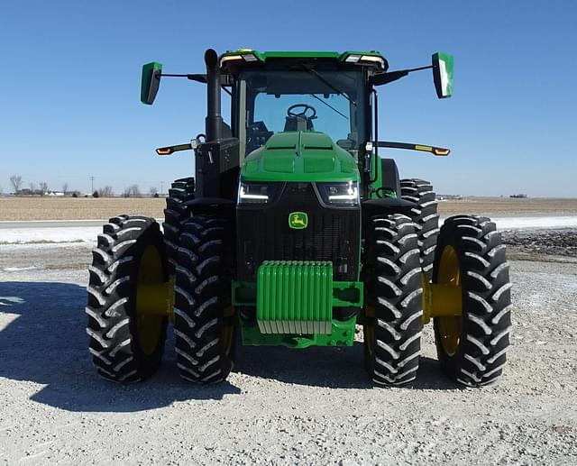 Image of John Deere 8R 340 equipment image 2