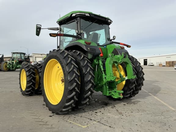 Image of John Deere 8R 340 equipment image 3