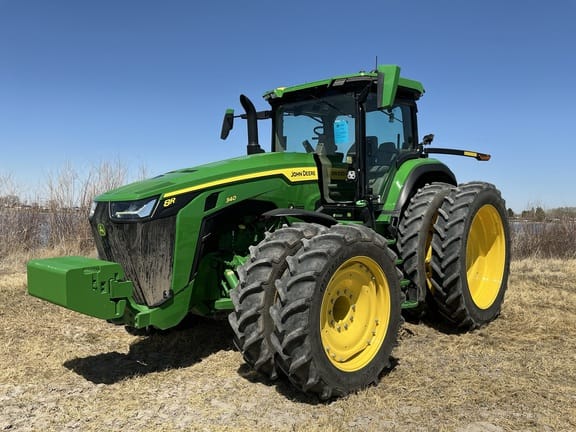 2024 John Deere 8R 340 Equipment Image0