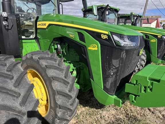 Image of John Deere 8R 340 equipment image 3