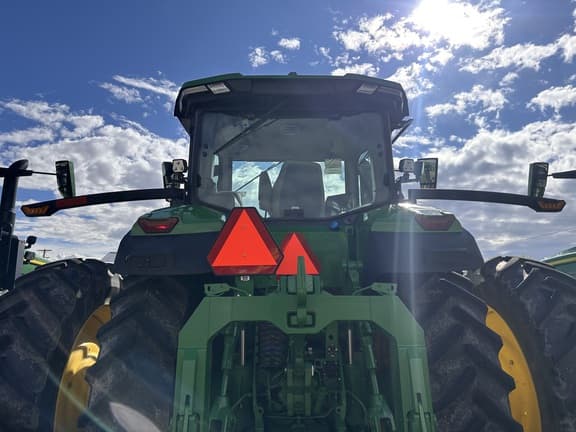 Image of John Deere 8R 340 equipment image 4