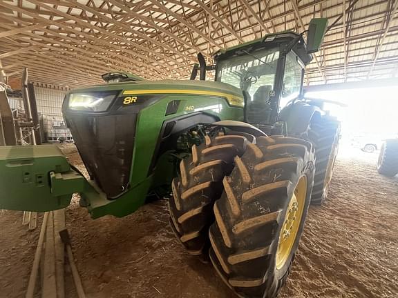 Image of John Deere 8R 340 equipment image 1