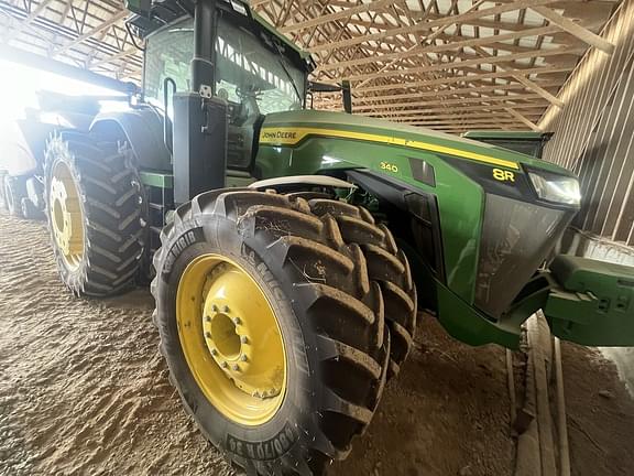 Image of John Deere 8R 340 Primary image