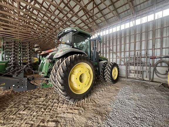 Image of John Deere 8R 340 equipment image 3
