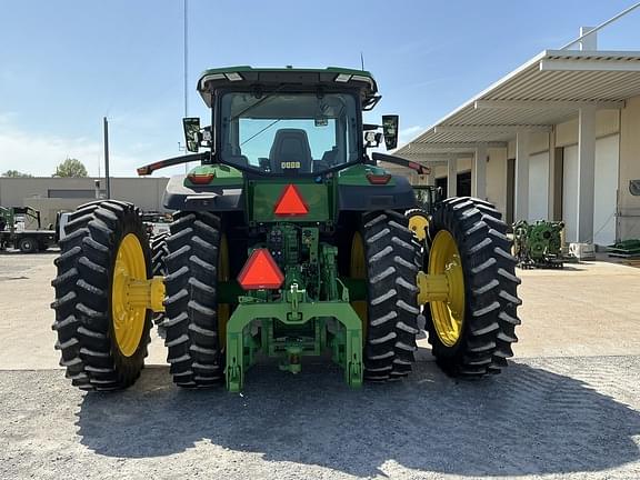 Image of John Deere 8R 340 equipment image 4