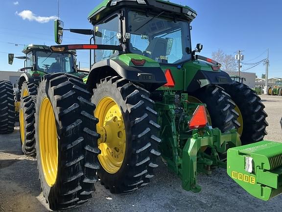 Image of John Deere 8R 340 equipment image 2