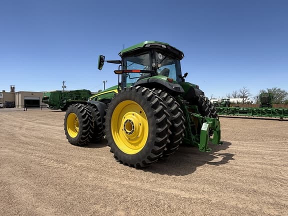 Image of John Deere 8R 340 equipment image 2