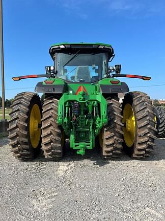 Image of John Deere 8R 340 equipment image 2