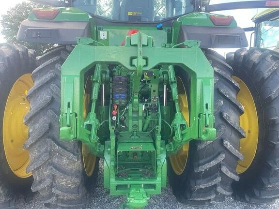 Image of John Deere 8R 340 equipment image 2