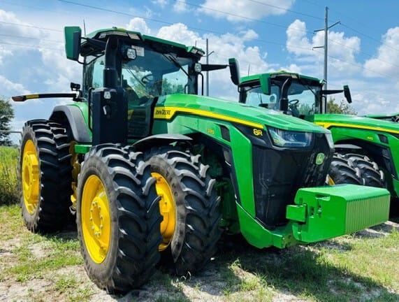 300 - 424 HP Tractors image