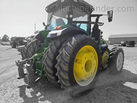 Image of John Deere 8R 370 equipment image 2