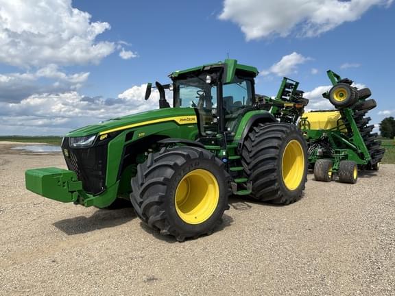 Image of John Deere 8R 370 equipment image 3