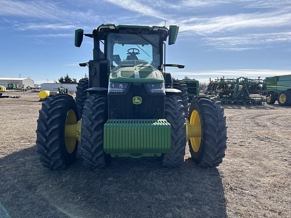 Image of John Deere 8R 370 equipment image 1