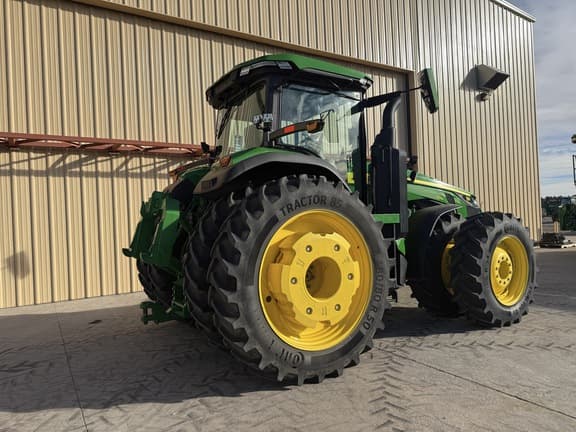 Image of John Deere 8R 370 equipment image 1