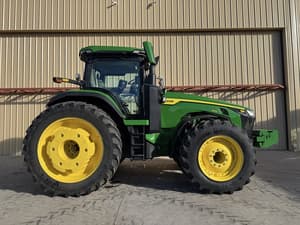 2024 John Deere 8R 370 Image