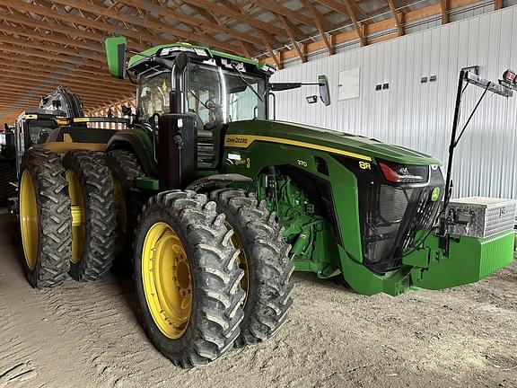 Image of John Deere 8R 370 Image 1
