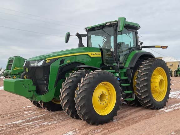 Image of John Deere 8R 370 equipment image 1