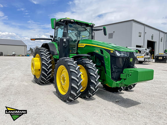 Image of John Deere 8R 370 equipment image 2