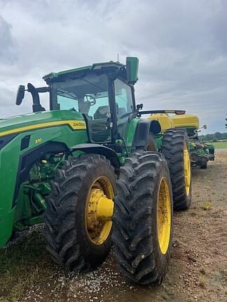 Image of John Deere 8R 370 equipment image 3