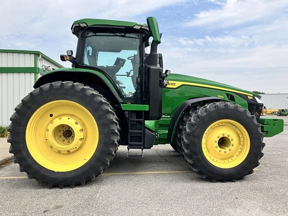 Image of John Deere 8R 370 equipment image 3