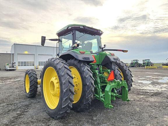 Image of John Deere 8R 370 equipment image 2