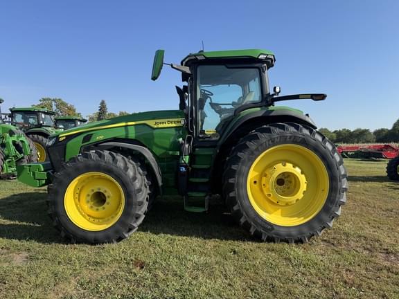 Image of John Deere 8R 370 equipment image 1