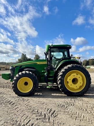 Image of John Deere 8R 370 equipment image 1