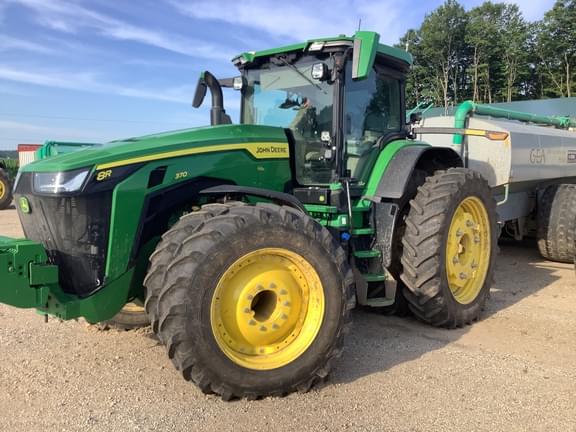 Image of John Deere 8R 370 equipment image 2