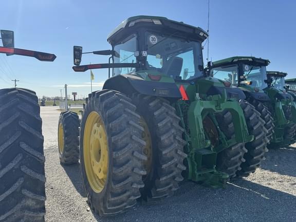 Image of John Deere 8R 370 equipment image 3