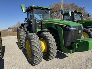 2024 John Deere 8R 370 Image