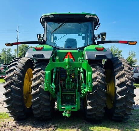 Image of John Deere 8R 370 equipment image 3