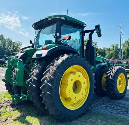 Image of John Deere 8R 370 equipment image 4