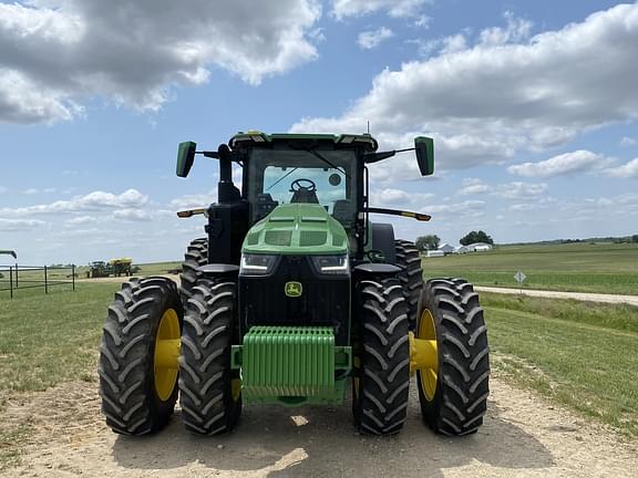 Image of John Deere 8R 370 equipment image 1
