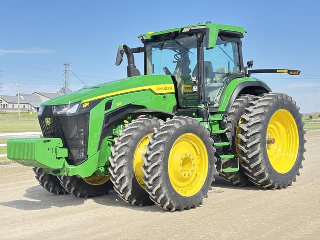 Image of John Deere 8R 370 equipment image 2