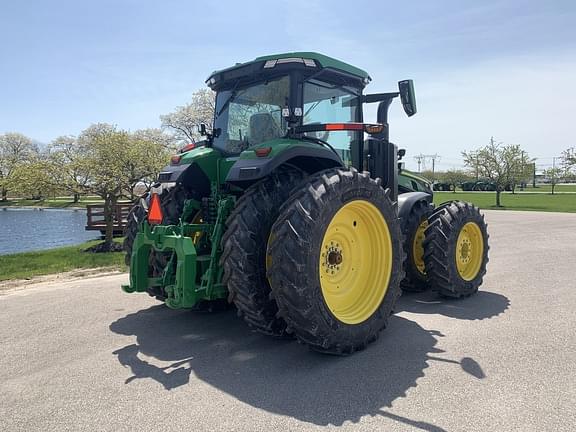 Image of John Deere 8R 370 equipment image 4