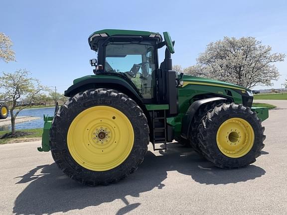 Image of John Deere 8R 370 equipment image 3