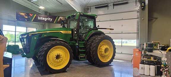 Image of John Deere 8R 370 equipment image 3