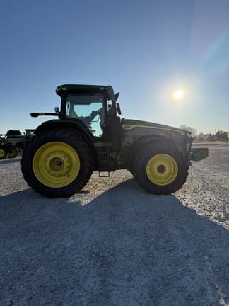 Image of John Deere 8R 370 equipment image 3