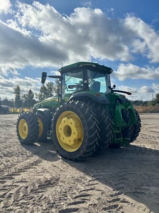 Image of John Deere 8R 370 equipment image 2