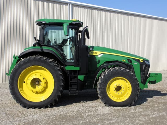 Image of John Deere 8R 370 equipment image 1