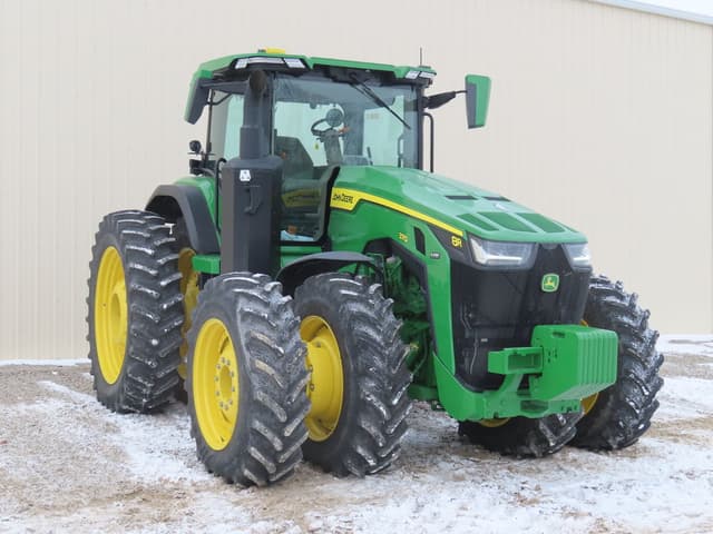 Image of John Deere 8R 370 equipment image 1