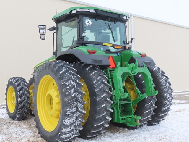 Image of John Deere 8R 370 equipment image 4